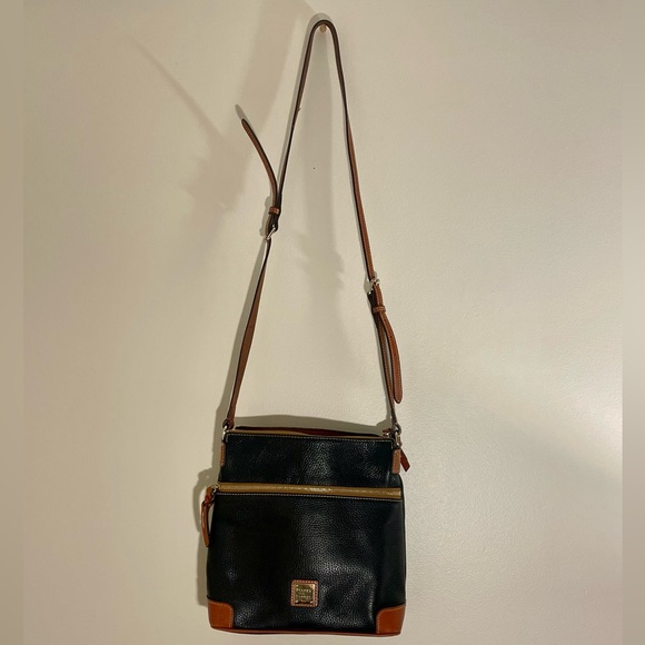 Dooney & Bourke pebbled leather crossbody purse black & brown gold hardware - Picture 14 of 15